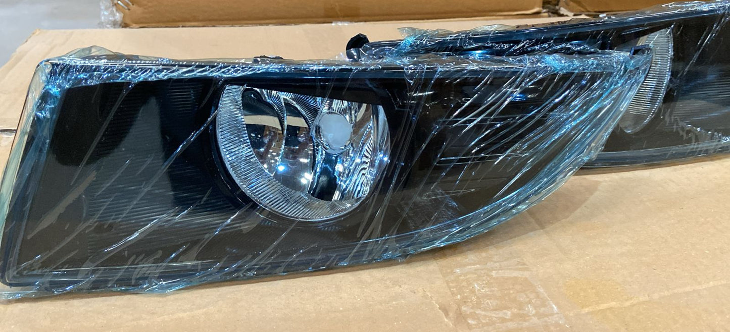Fog Lamp Skoda Rapid Left Side Black Ring (Without Bulb)