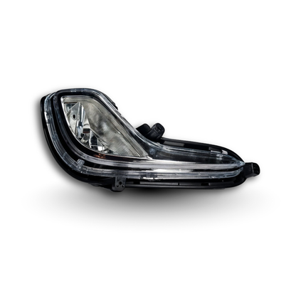 Verna Fluidic Fog Lamp (Right Side, 881 Bulb)